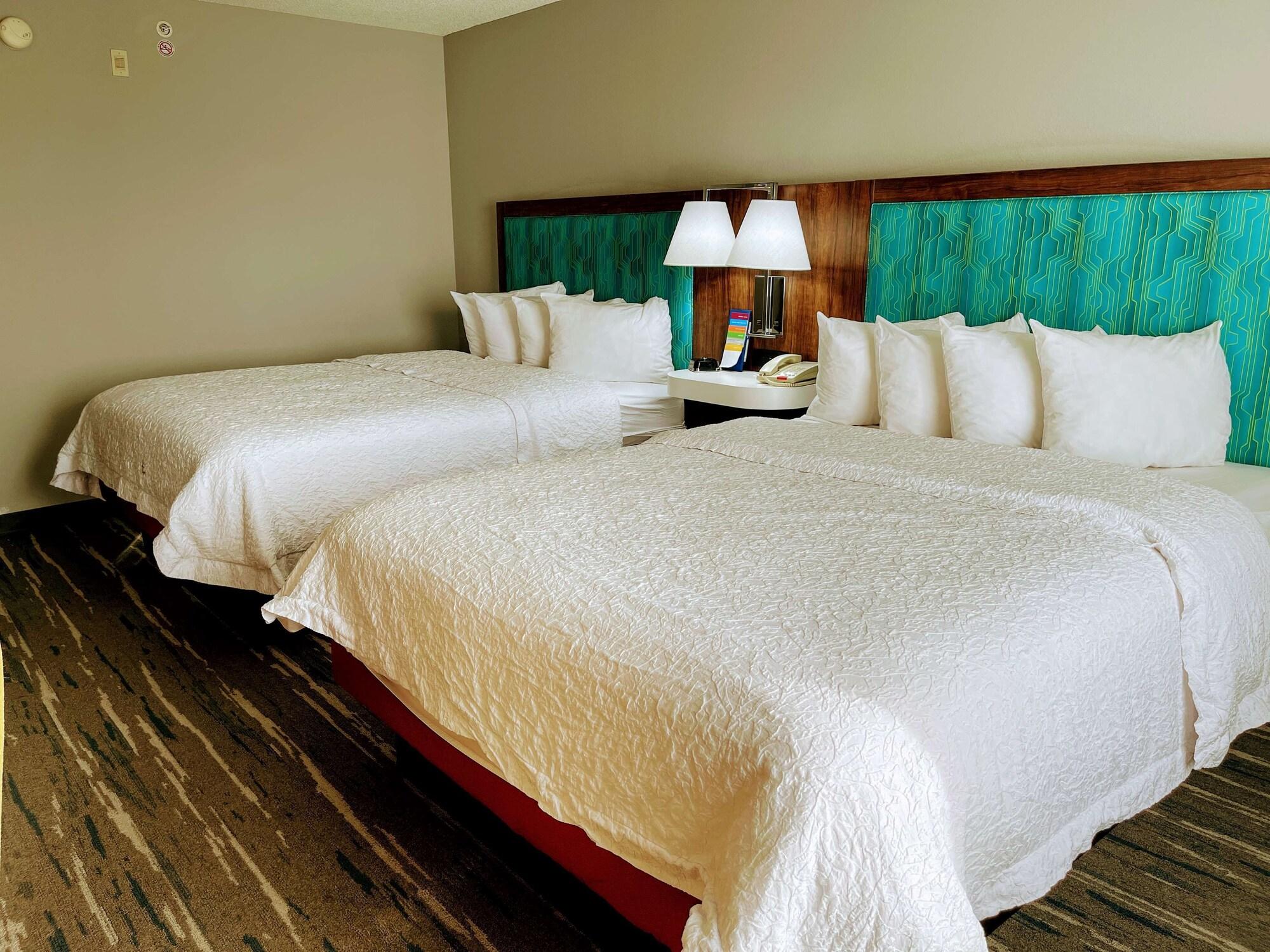 Hampton Inn & Suites Pensacola I-10 N At University Town Plaza Eksteriør bilde