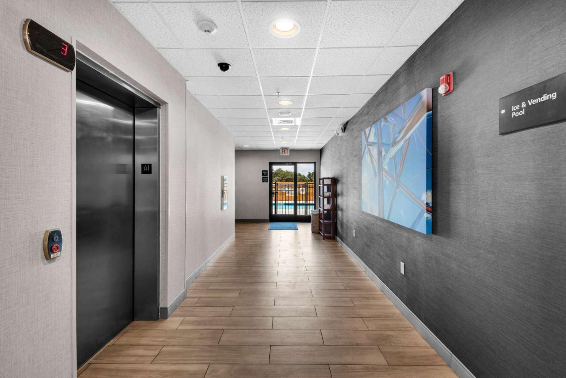 Hampton Inn & Suites Pensacola I-10 N At University Town Plaza Eksteriør bilde