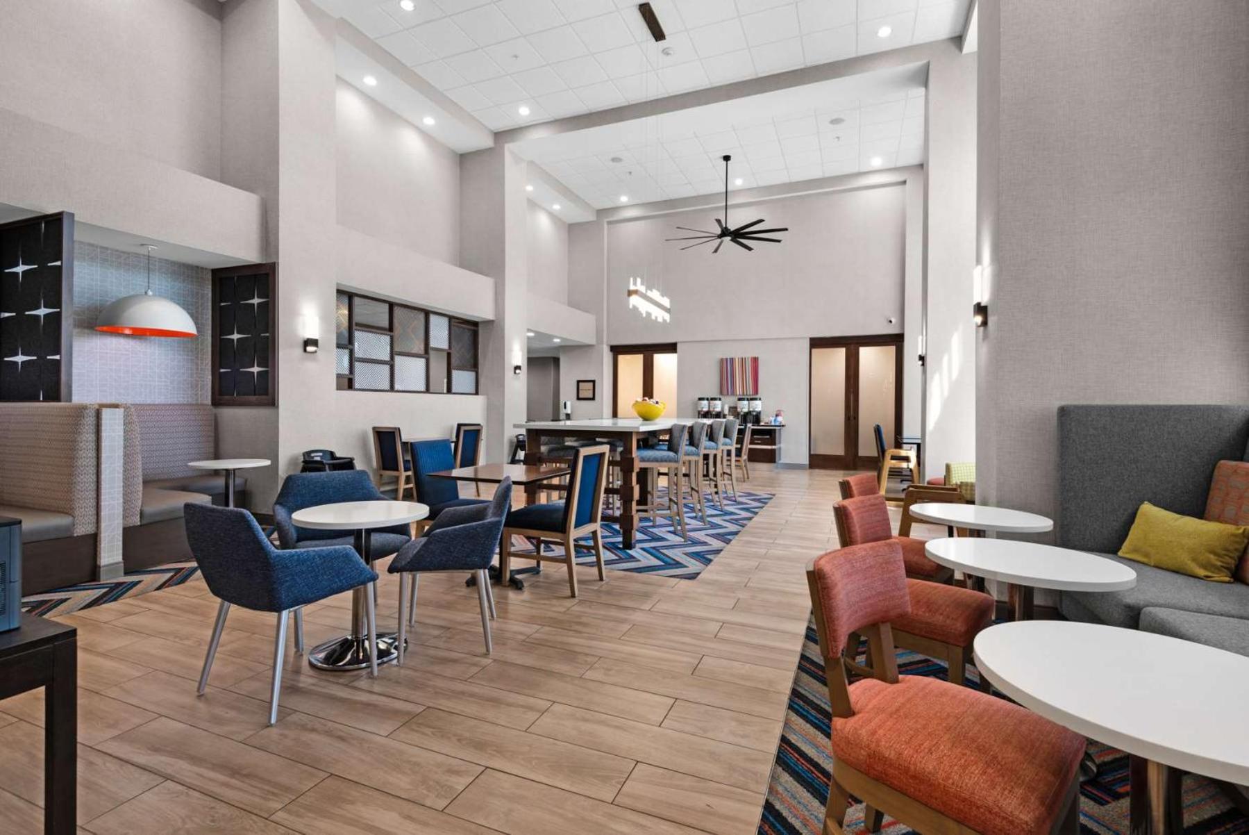 Hampton Inn & Suites Pensacola I-10 N At University Town Plaza Eksteriør bilde