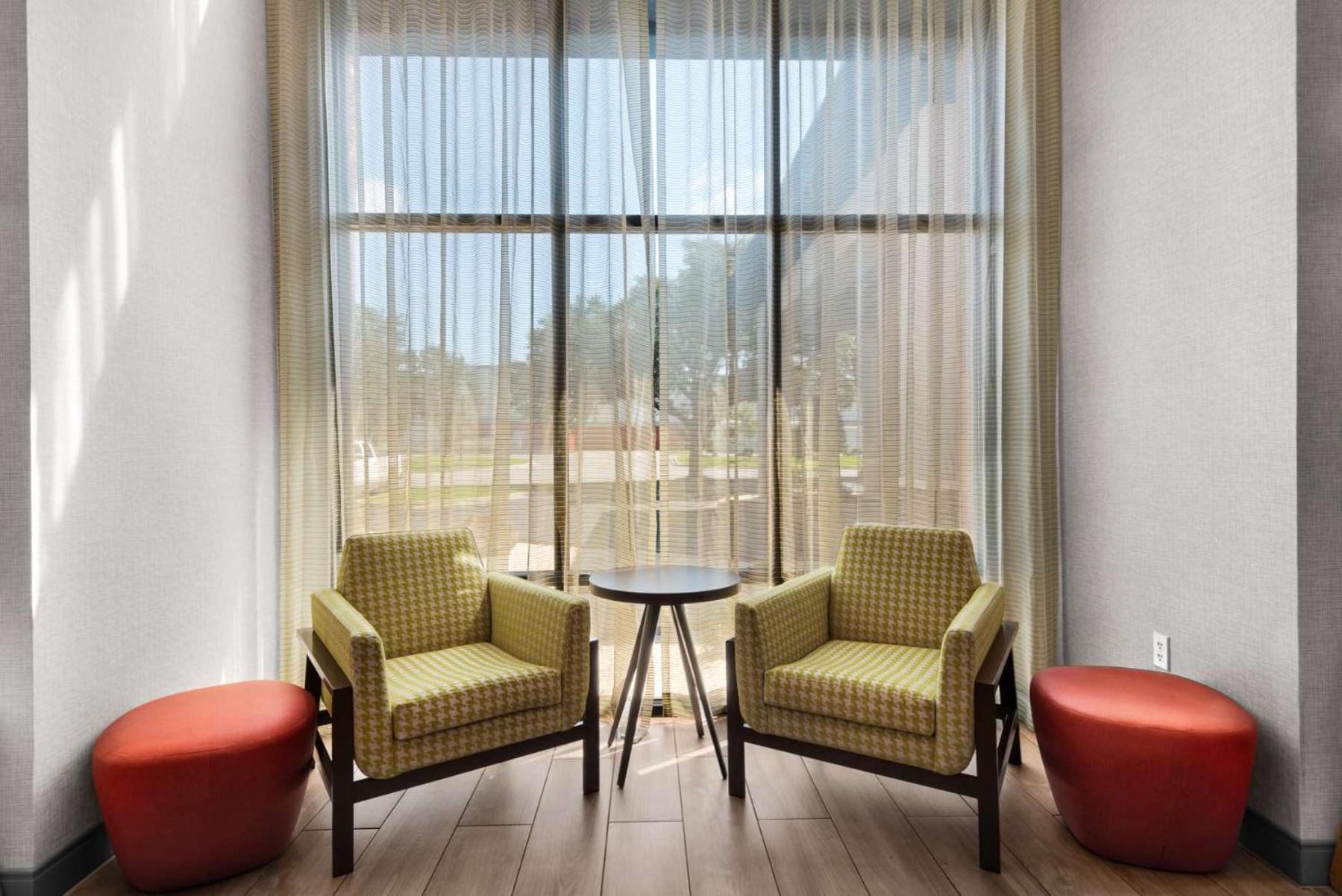 Hampton Inn & Suites Pensacola I-10 N At University Town Plaza Eksteriør bilde