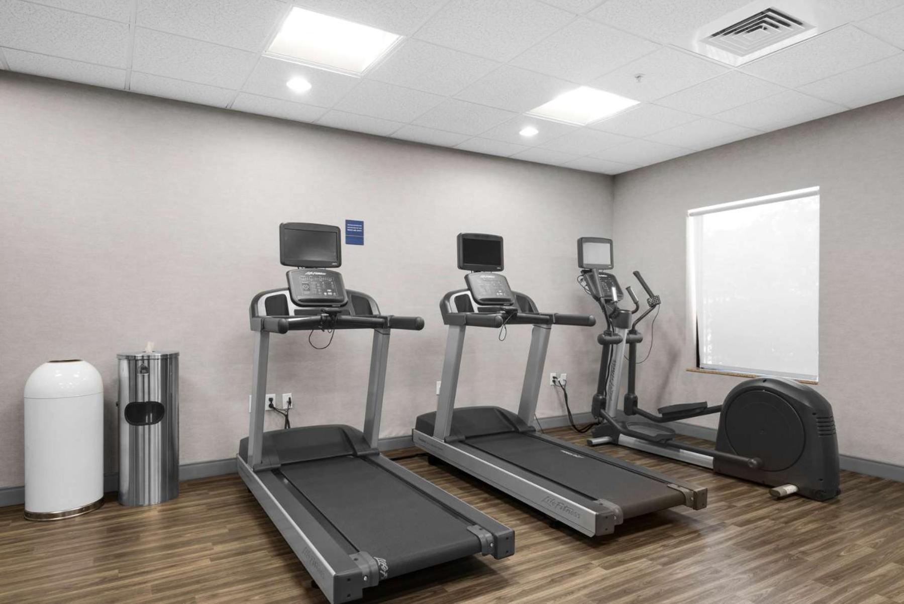 Hampton Inn & Suites Pensacola I-10 N At University Town Plaza Eksteriør bilde