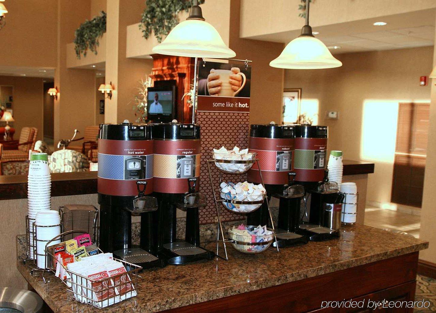 Hampton Inn & Suites Pensacola I-10 N At University Town Plaza Restaurant bilde